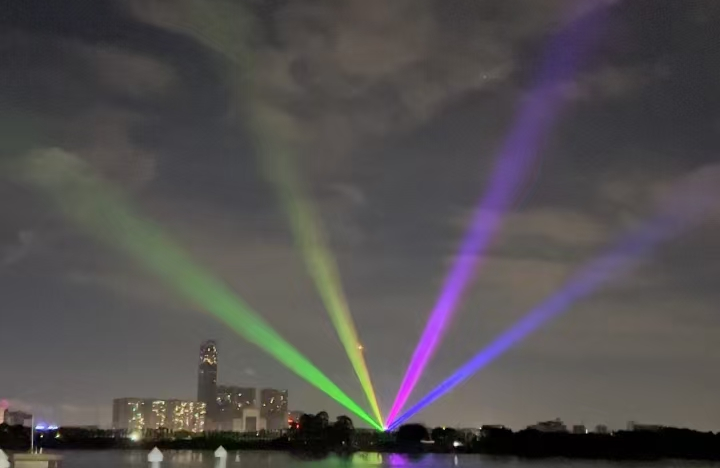 江门港实拍 200W 全彩激光地标